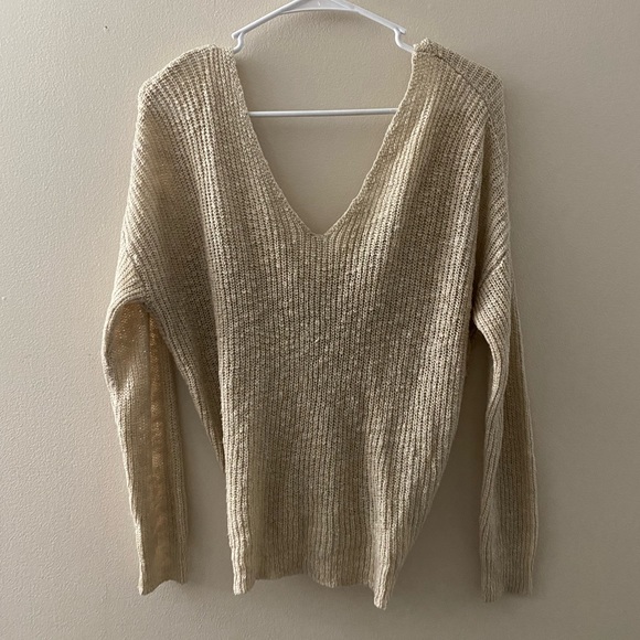 Sweaters - Twist Knot Sweater